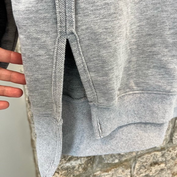 Women’s Oversized Crewneck Sweatshirt - size S - Gray - Picture 4 of 7